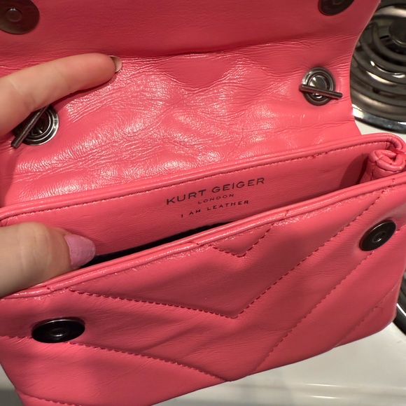 Kurt Geiger Hot Pink Quilted Leather Bird Head Logo Bag Barbiecore Y2K Vibes - Picture 4 of 4